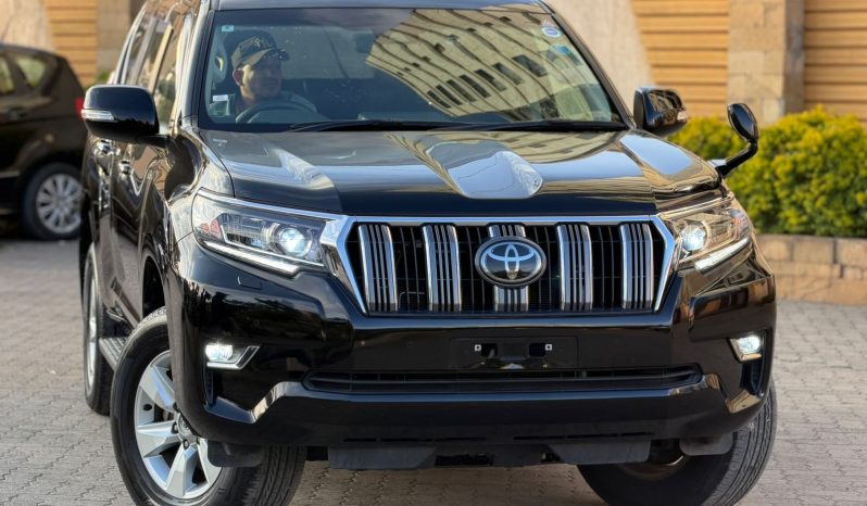 
								Toyota landcruiser TXL full									