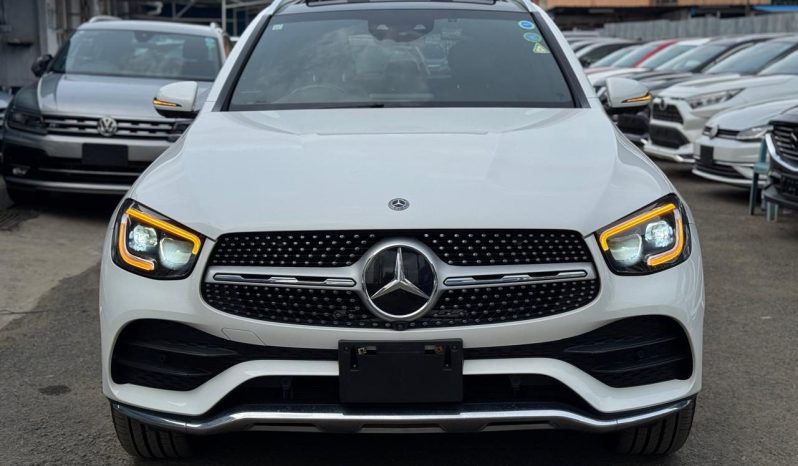 
								Mercedes Benz GLC 300 full									