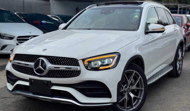 
								Mercedes Benz GLC 300 full									