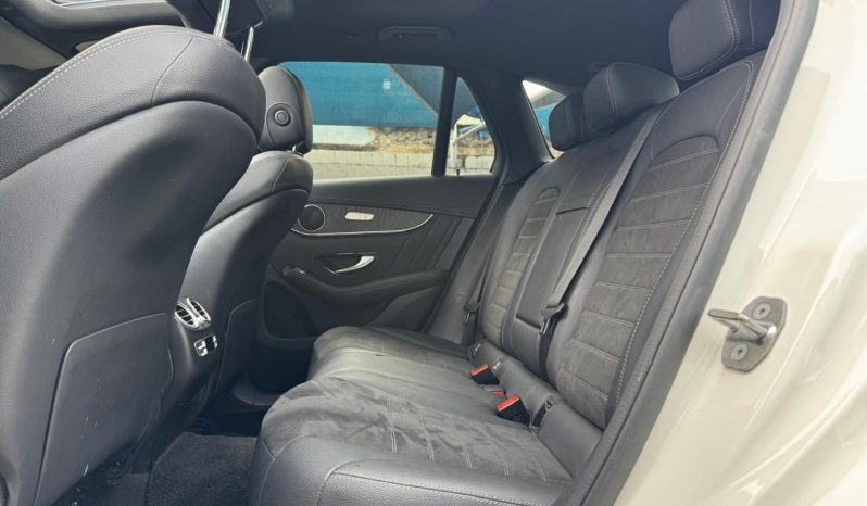 
								Mercedes Benz GLC 300 full									