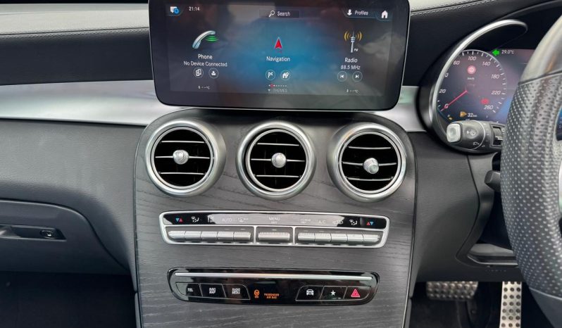 
								Mercedes Benz GLC 300 full									