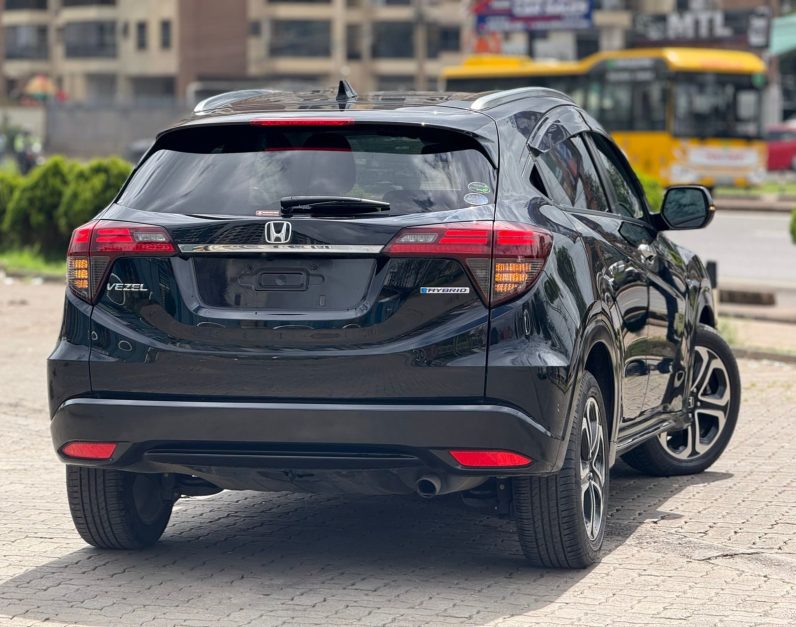 
								Honda Vezel full									