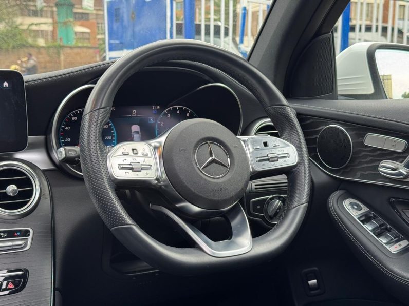 
								Mercedes Benz GLC 300 full									