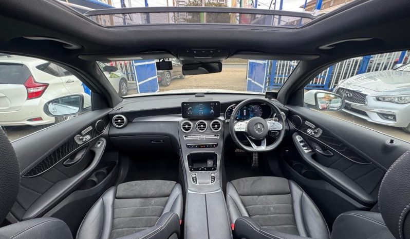 
								Mercedes Benz GLC 300 full									