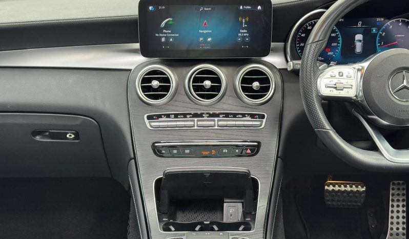 
								Mercedes Benz GLC 300 full									