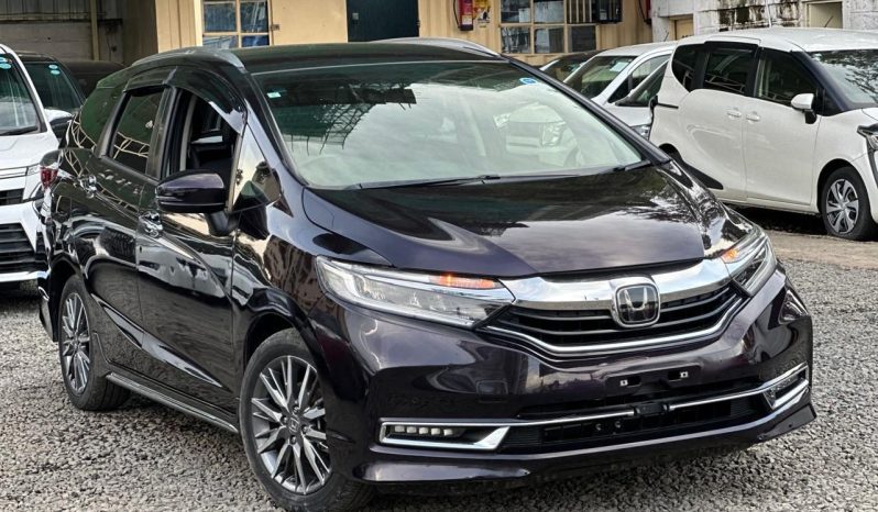 
								Honda Fit Shuttle full									