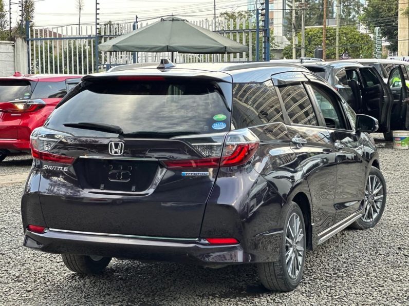 
								Honda Fit Shuttle full									