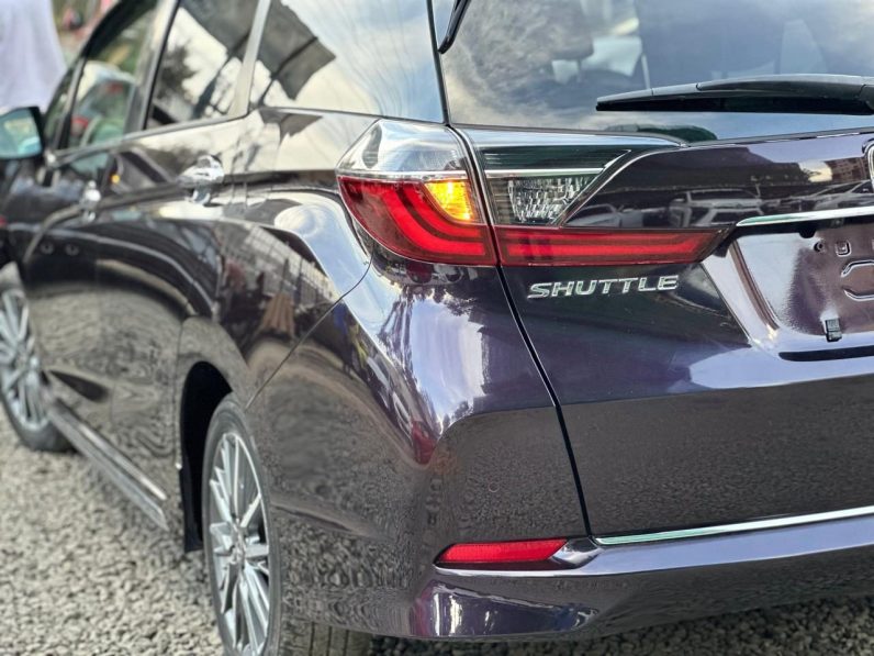 
								Honda Fit Shuttle full									