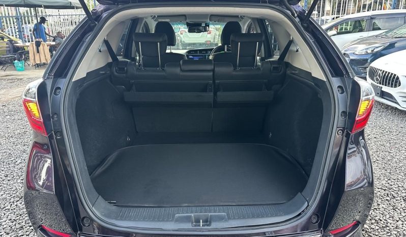 
								Honda Fit Shuttle full									