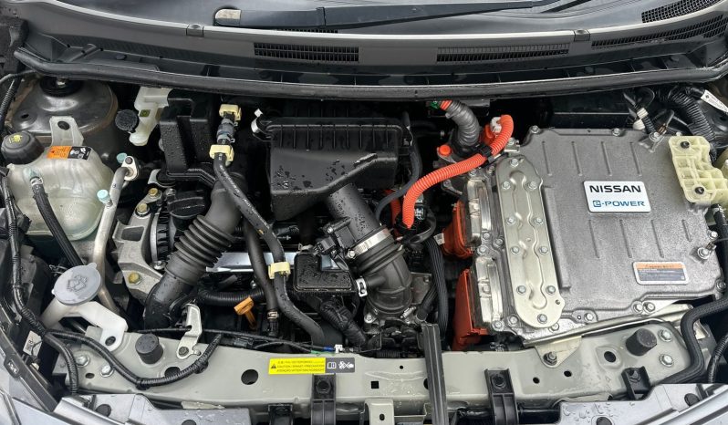 
								Nissan Note E-power full									
