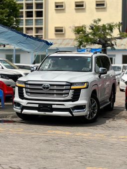 Toyota LandCruiser Prado 300Series (ZX)