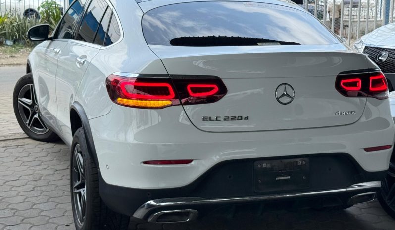 
								Mercedes Benz GLC 220D Coupe full									