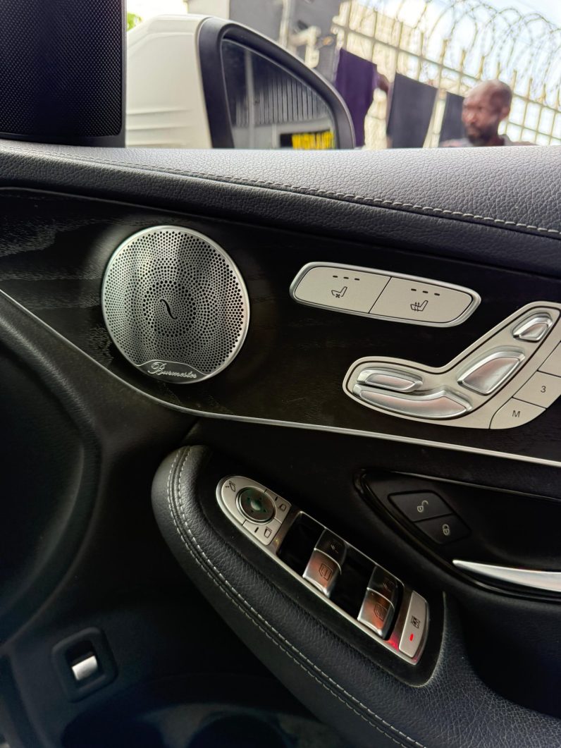 
								Mercedes Benz GLC 220D Coupe full									