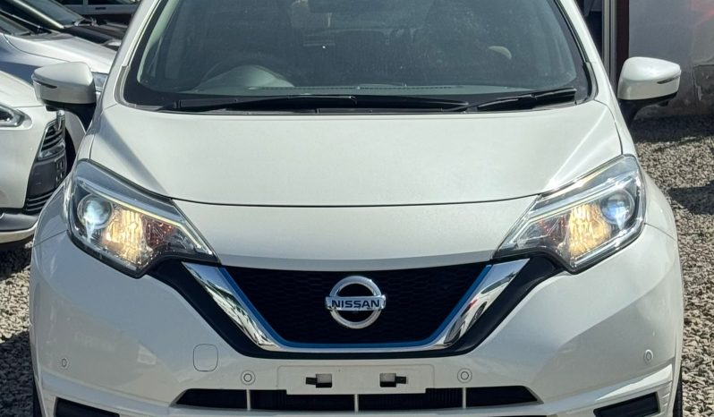 
								Nissan Note E-Power full									