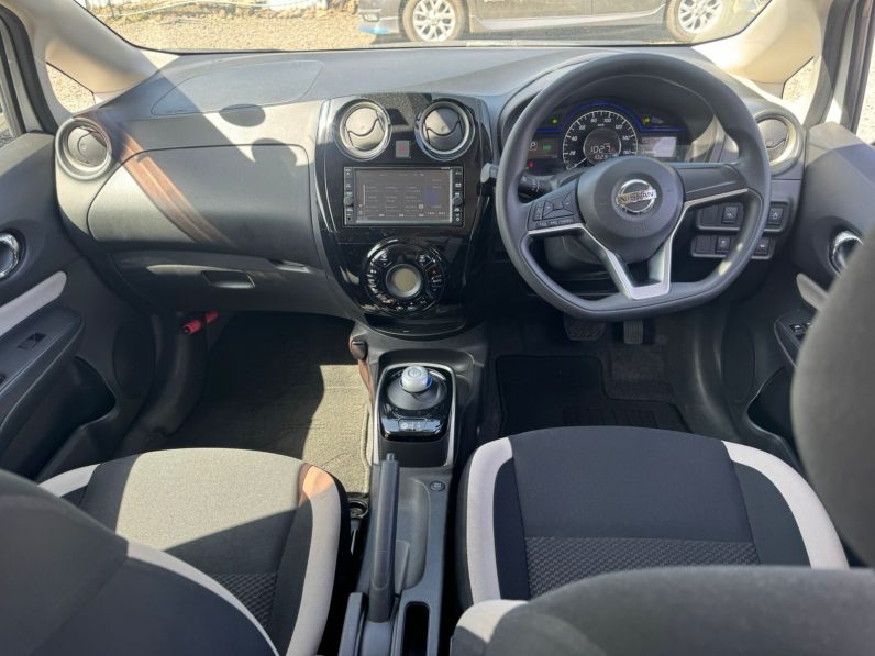 
								Nissan Note E-Power full									