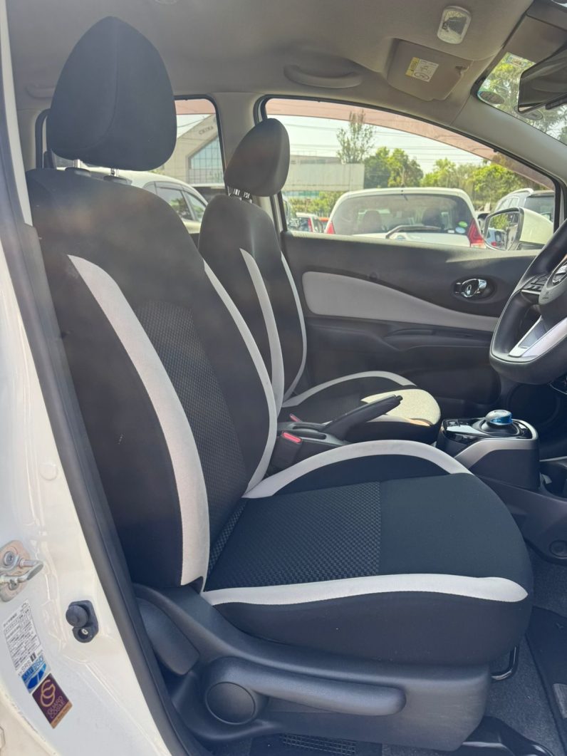 
								Nissan Note E-Power full									