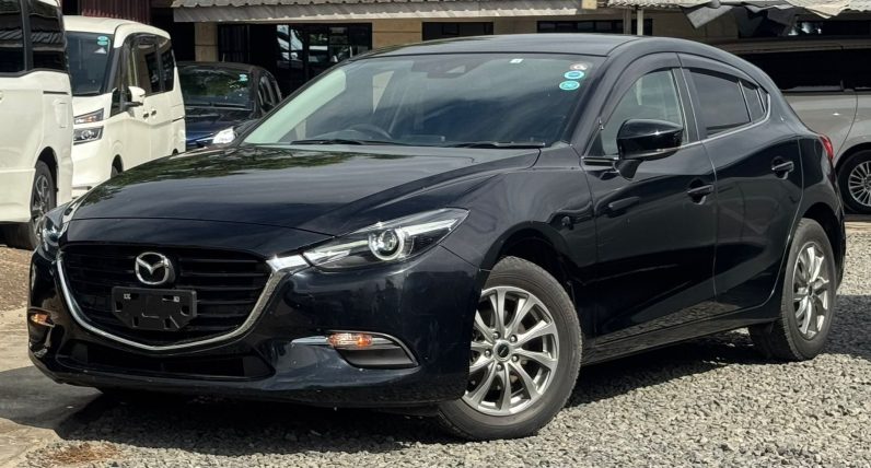 
								Mazda Axela full									