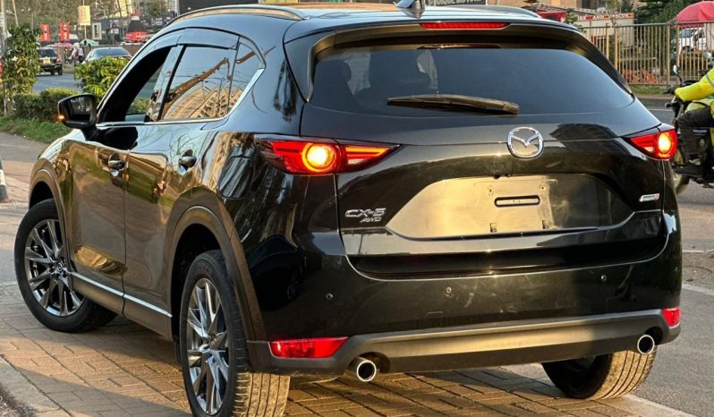 
								Mazda CX-5 full									