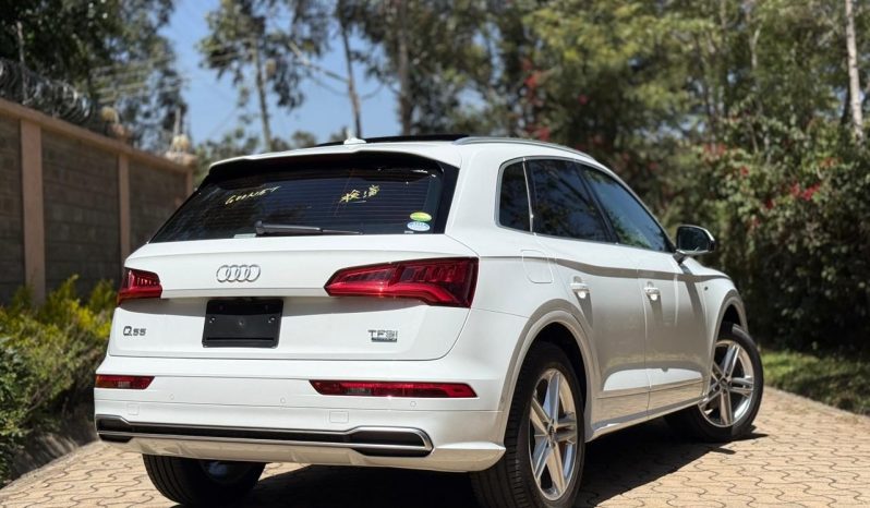 
								Audi Q5 full									