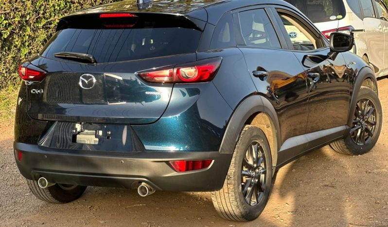 
								Mazda CX-3 full									