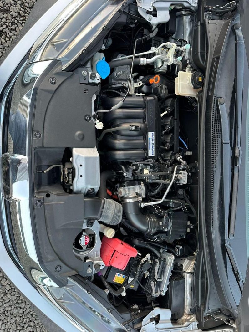 
								Honda Fit Shuttle full									