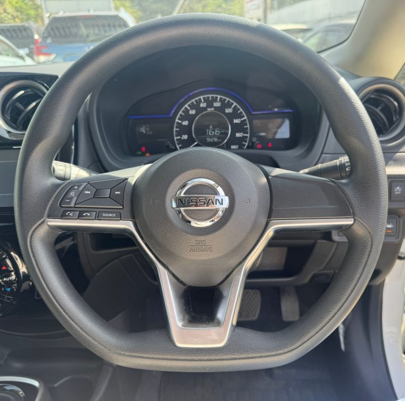 
								Nissan Note E-Power Autech full									