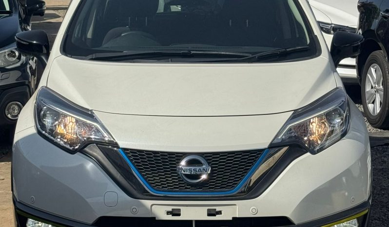 
								Nissan Note E-Power Autech full									