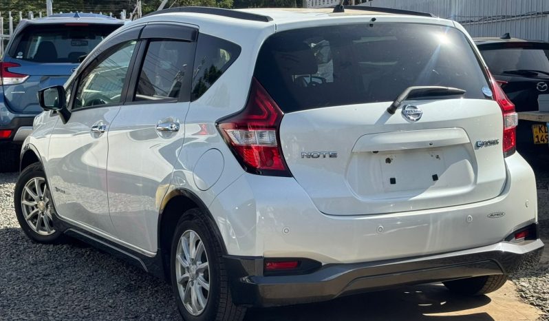 
								Nissan Note E-Power Autech full									