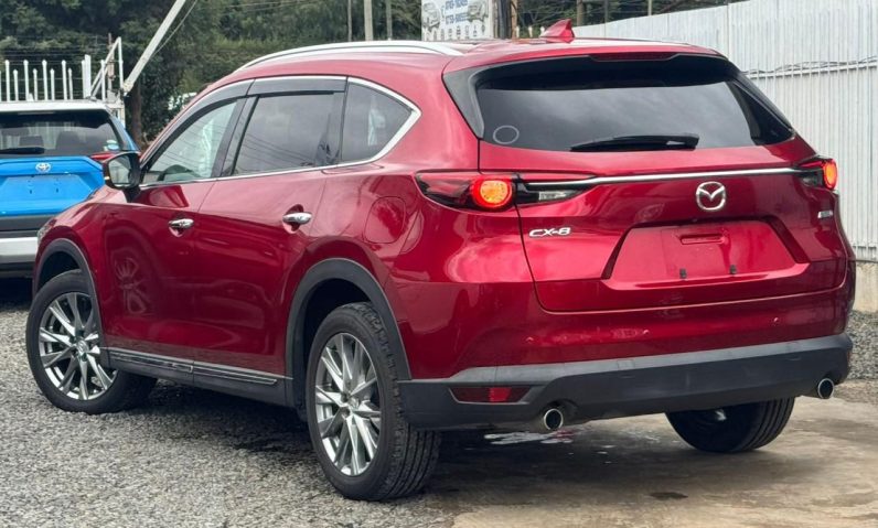 
								Mazda CX-8 full									