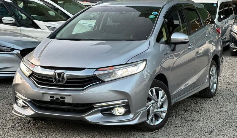 
								Honda Fit Shuttle full									