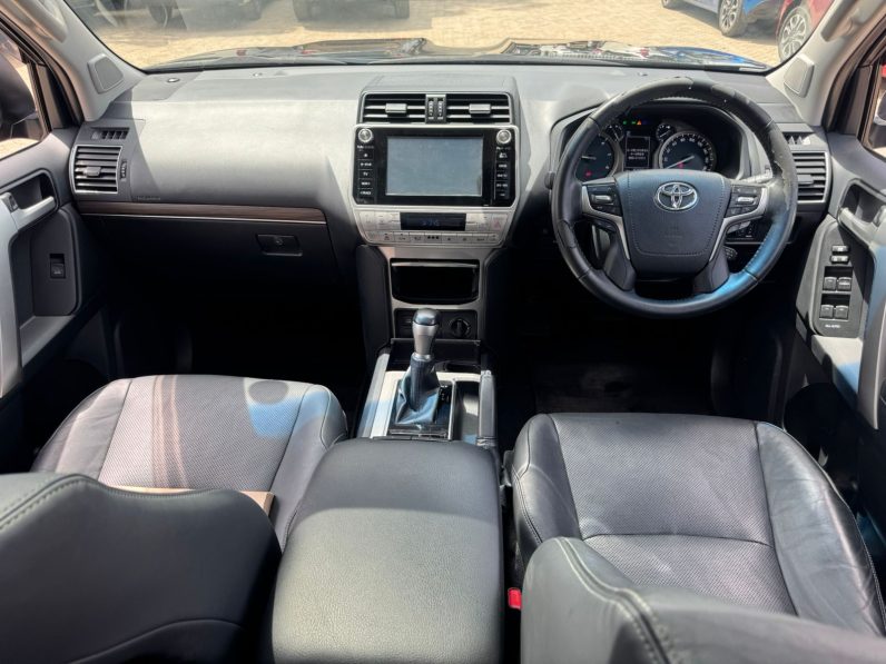 
								Toyota Prado TX full									