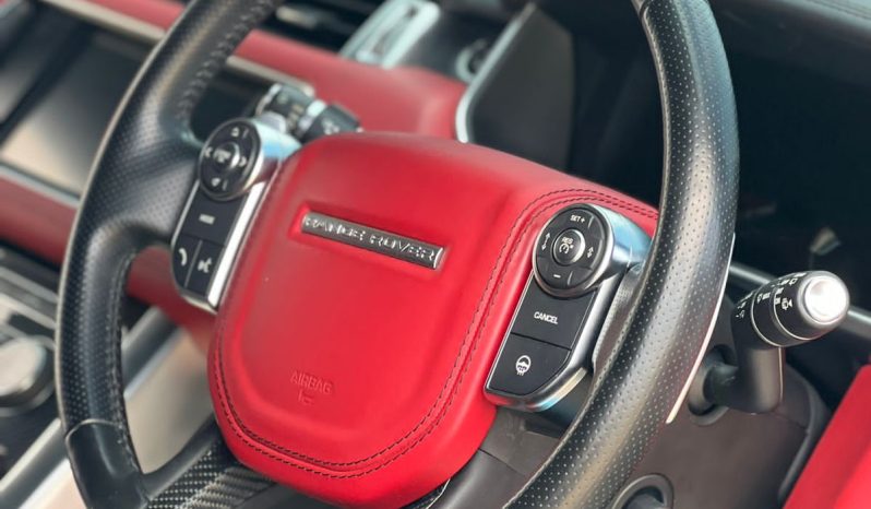 
								Range Rover SVR full									