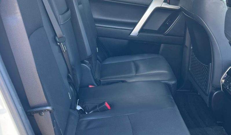 
								Toyota Landcruiser Prado TX full									