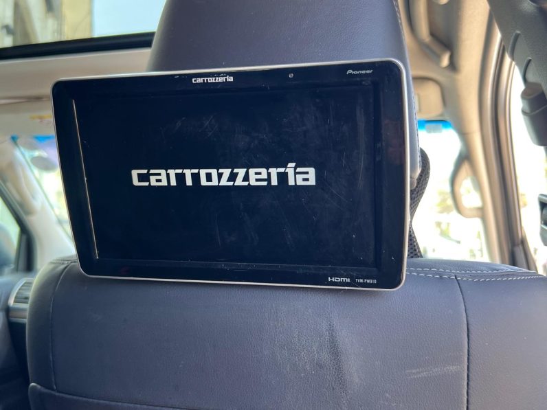 
								Toyota Landcruiser Prado TX full									