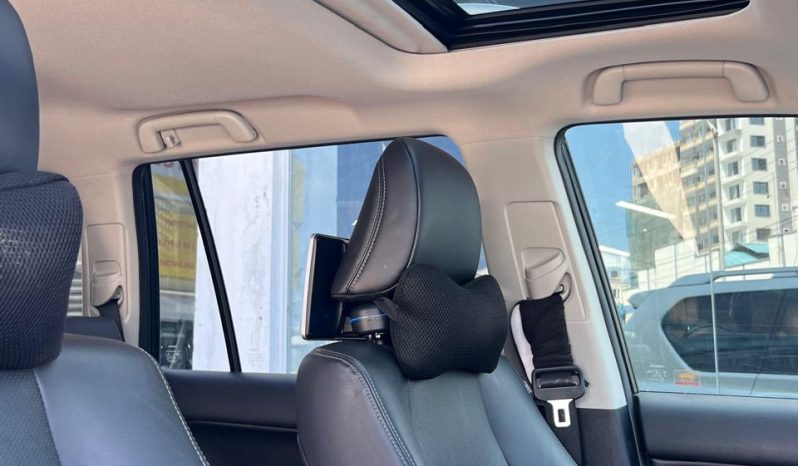 
								Toyota Landcruiser Prado TX full									