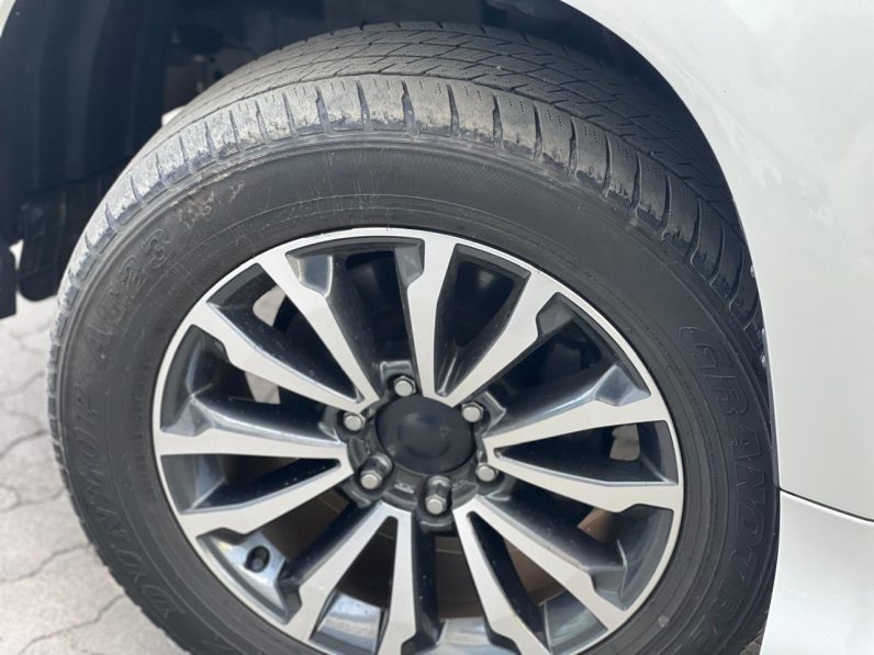 
								Toyota Landcruiser Prado TX full									