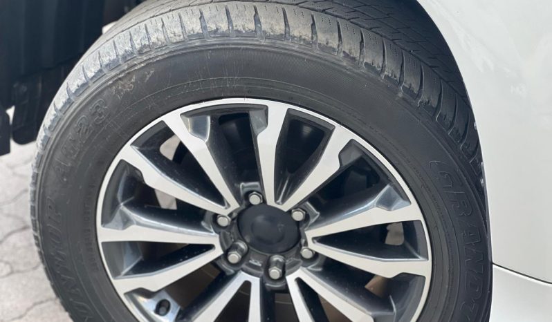 
								Toyota Landcruiser Prado TX full									