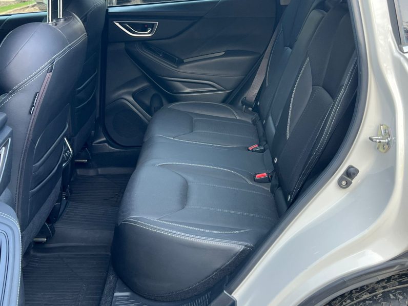 
								Subaru Forester full									