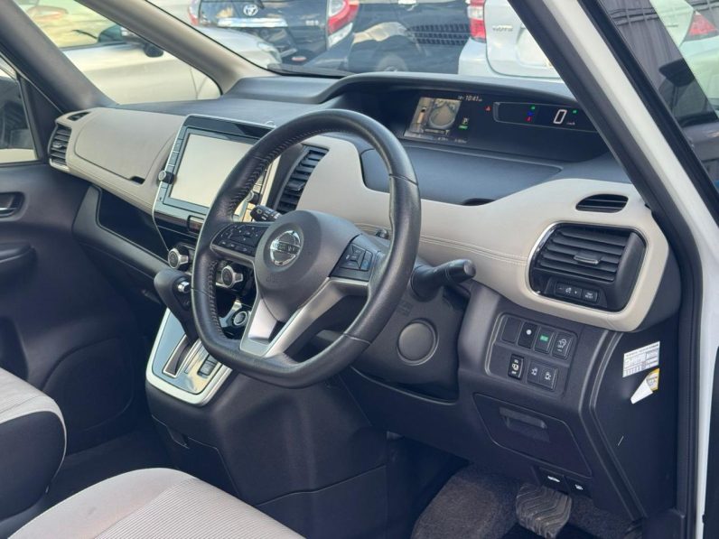 
								Nissan  Serena Highway Star full									