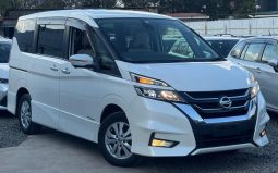 Nissan  Serena Highway Star