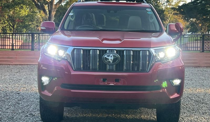 
								Toyota LandCruiser Prado TXL full									