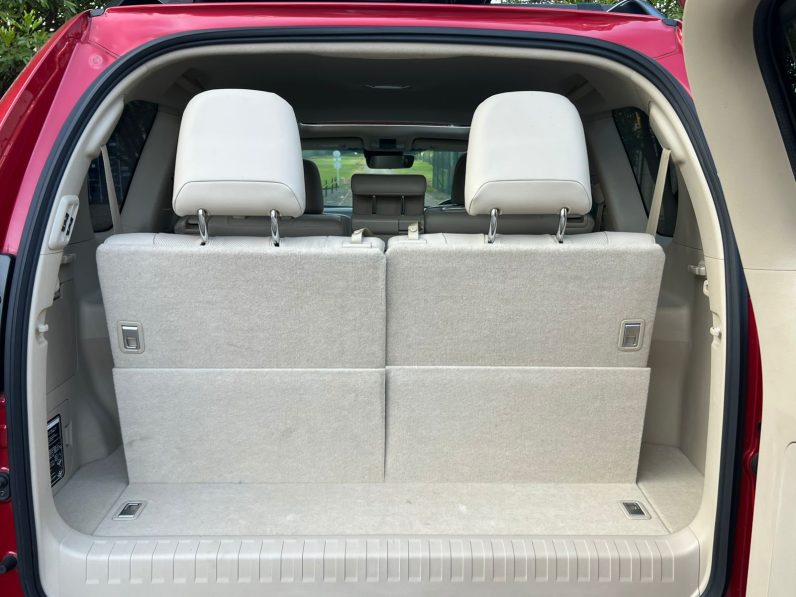 
								Toyota LandCruiser Prado TXL full									