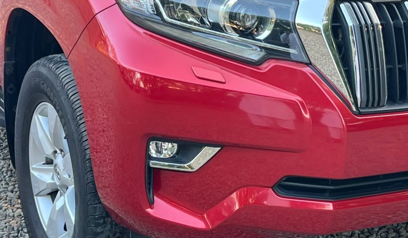 
								Toyota LandCruiser Prado TXL full									