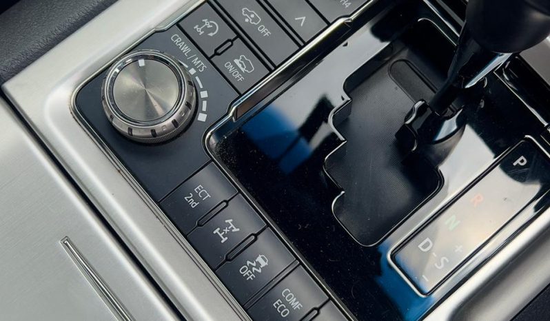 
								Toyota LandCruiser Prado 200 series full									