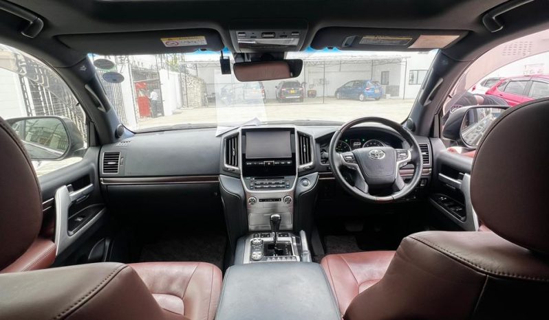 
								Toyota LandCruiser Prado 200 series full									