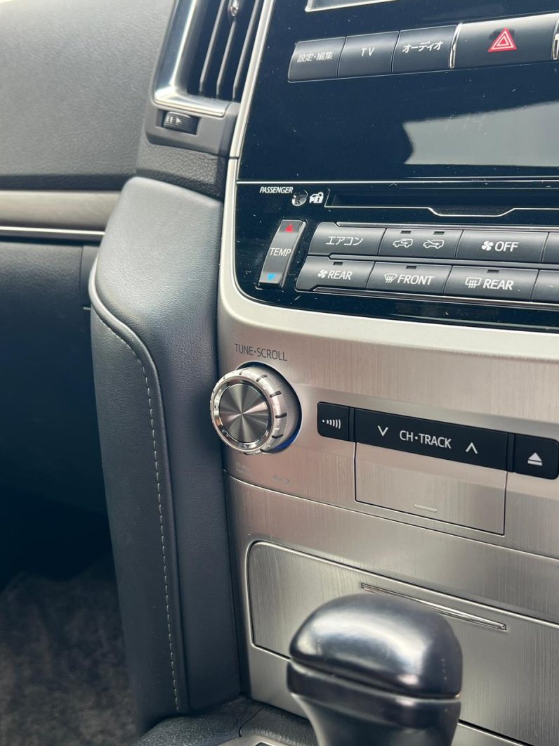 
								Toyota LandCruiser Prado 200 series full									