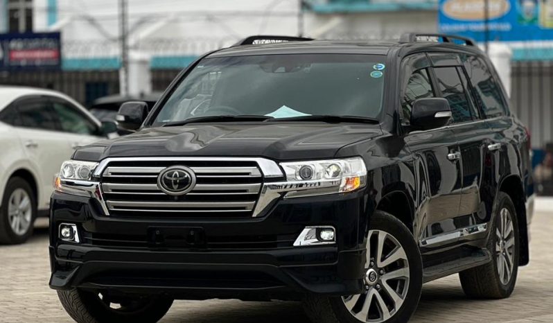 
								Toyota LandCruiser Prado 200 series full									