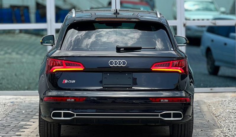 
								Audi Sq5 full									