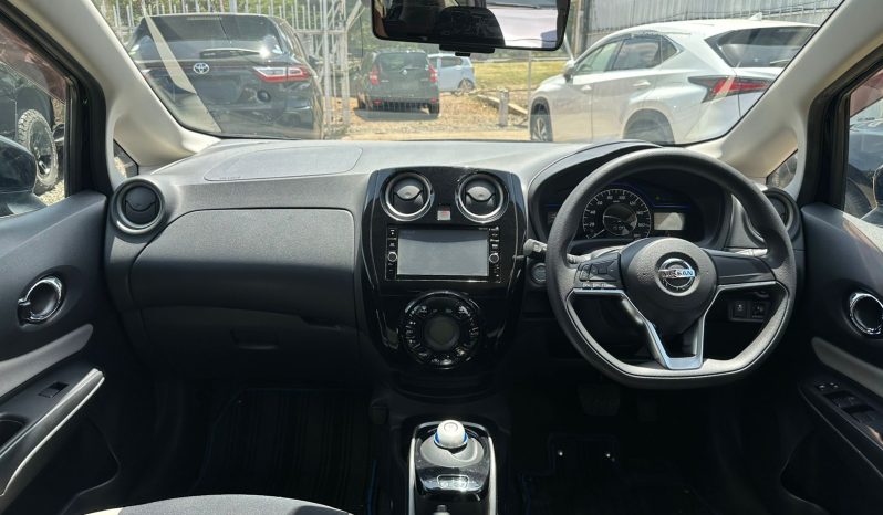 
								Nissan Note E-Power full									