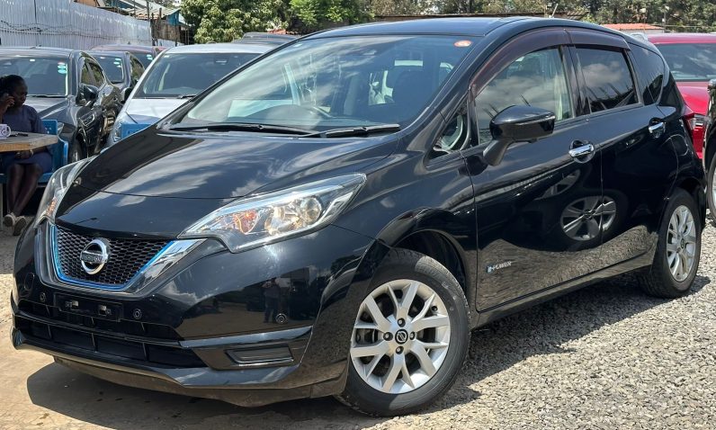 
								Nissan Note E-Power full									